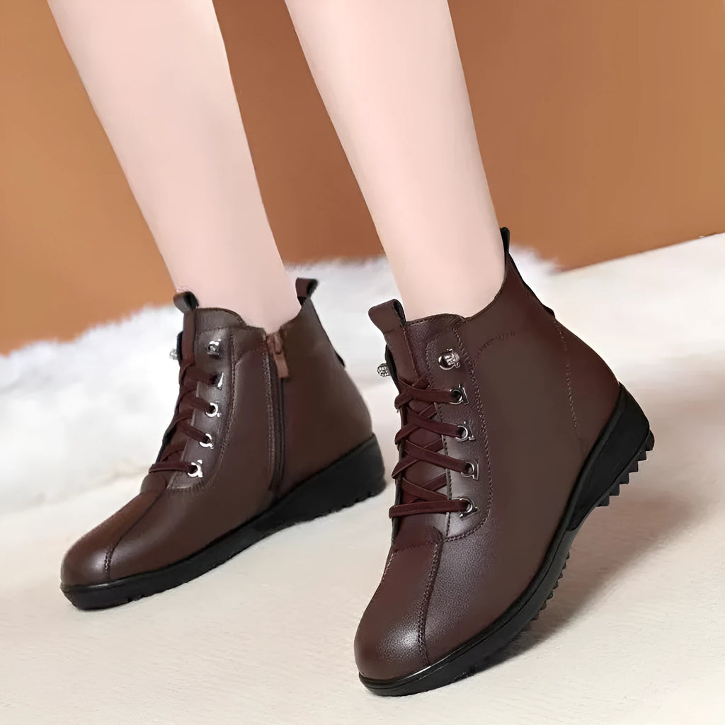 Women's black artificial PU casual shoes with side zipper and low top mid heel design