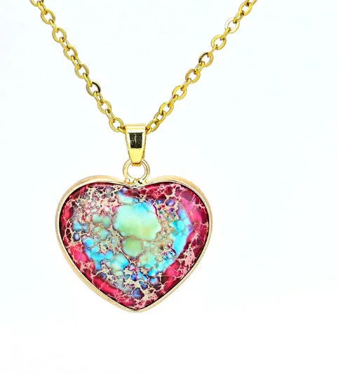 Heart-shaped emperor stone necklace in red and purple with natural stone pendant