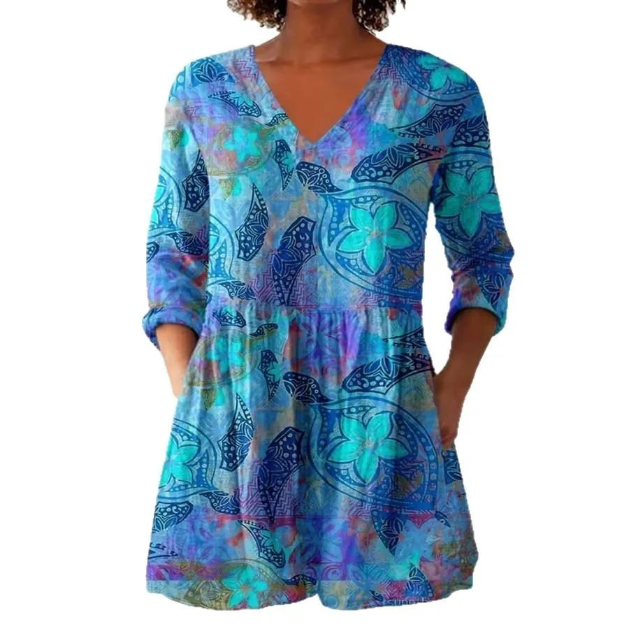Women's retro slim fit long-sleeved top with a digital print pattern in a colour style variant.