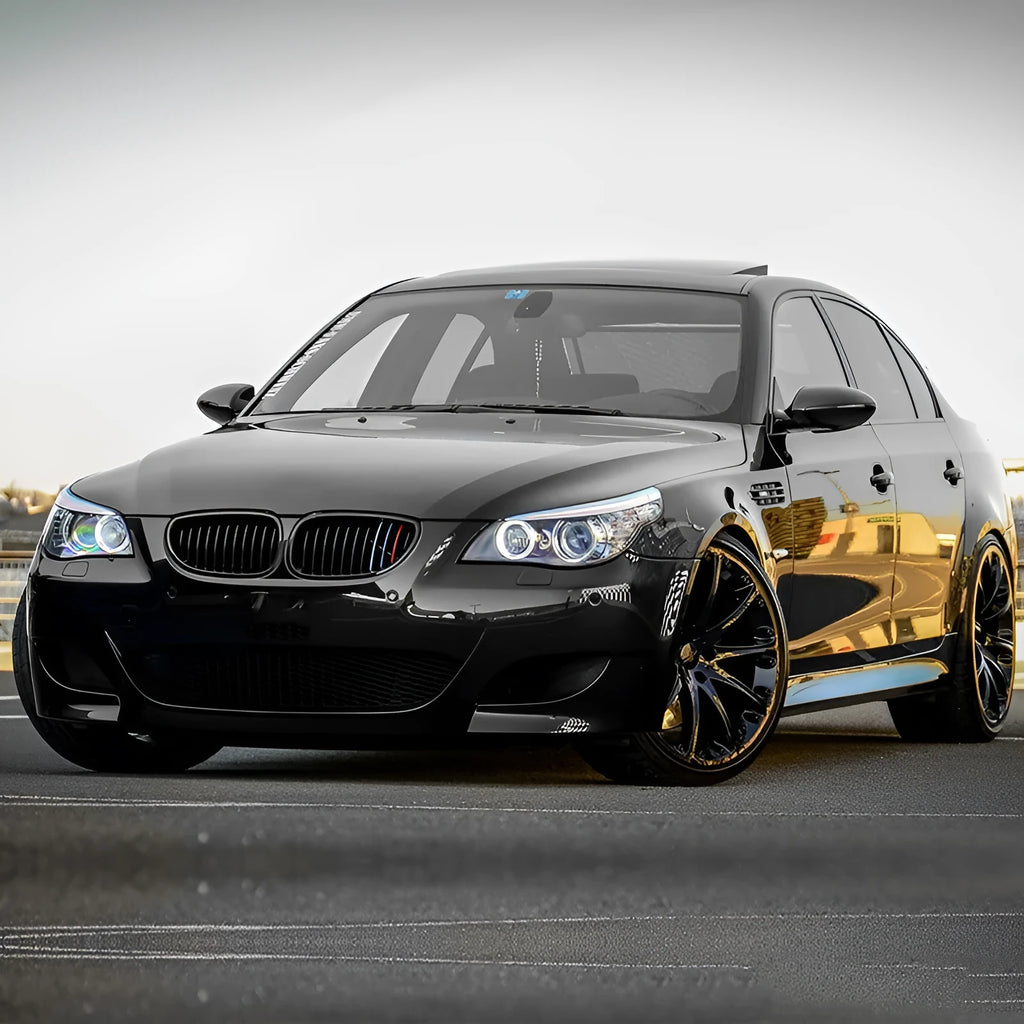 BMW 5-Series front grille with carbon fibre pattern finish for E39 E60 E66 models