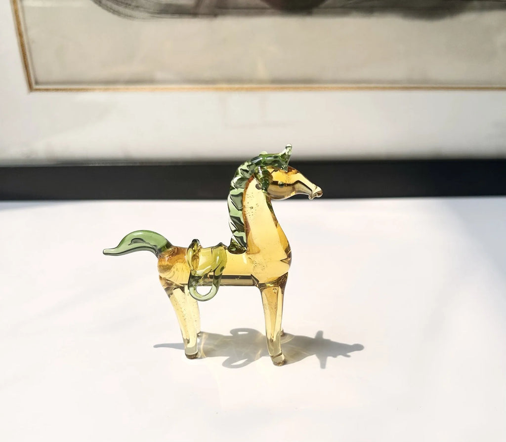 Modern simplicity glazed horse office decoration in white or brown coloured glaze style
