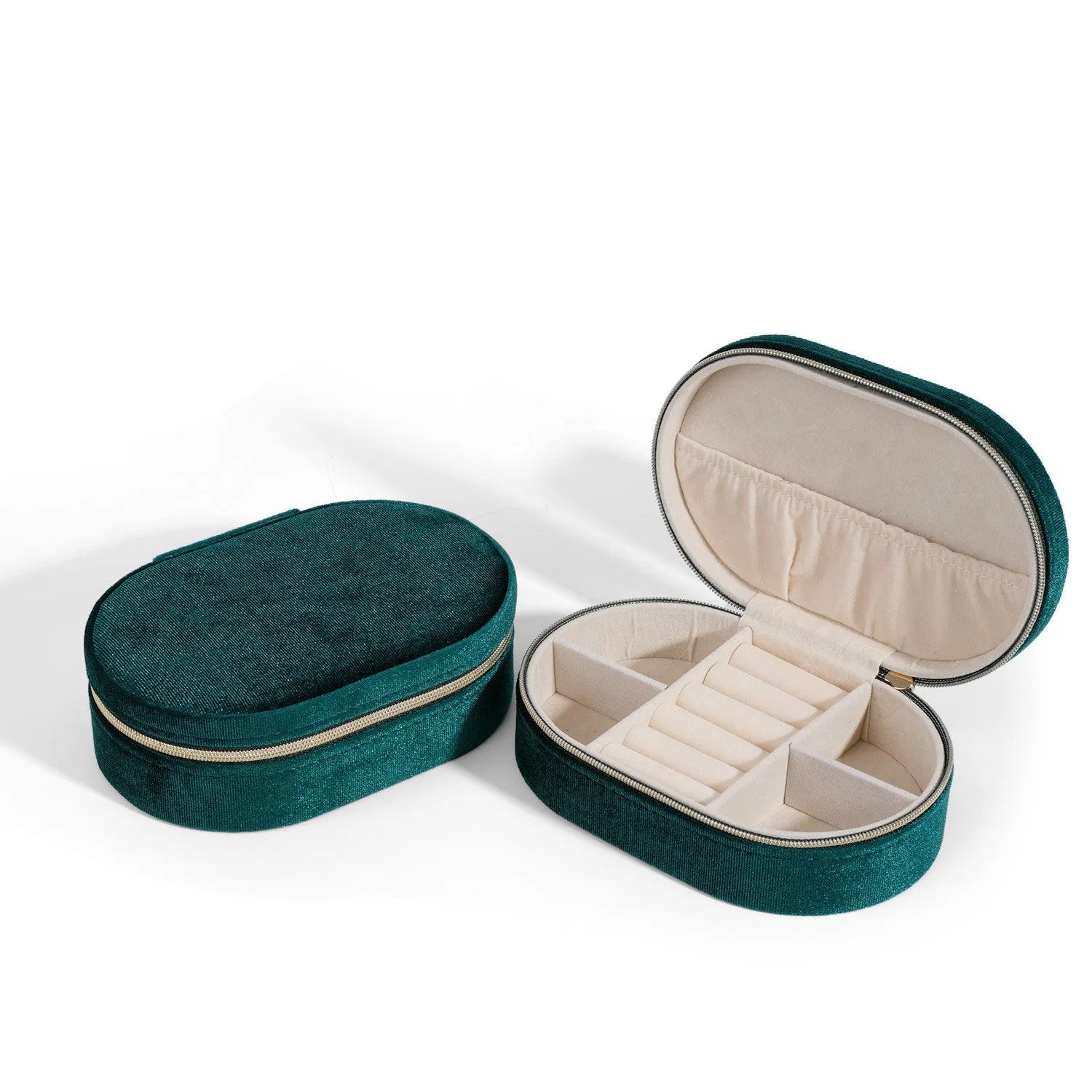 Oval velvet jewellery storage box with flannel interior in Korean style design measuring 15x10x5cm