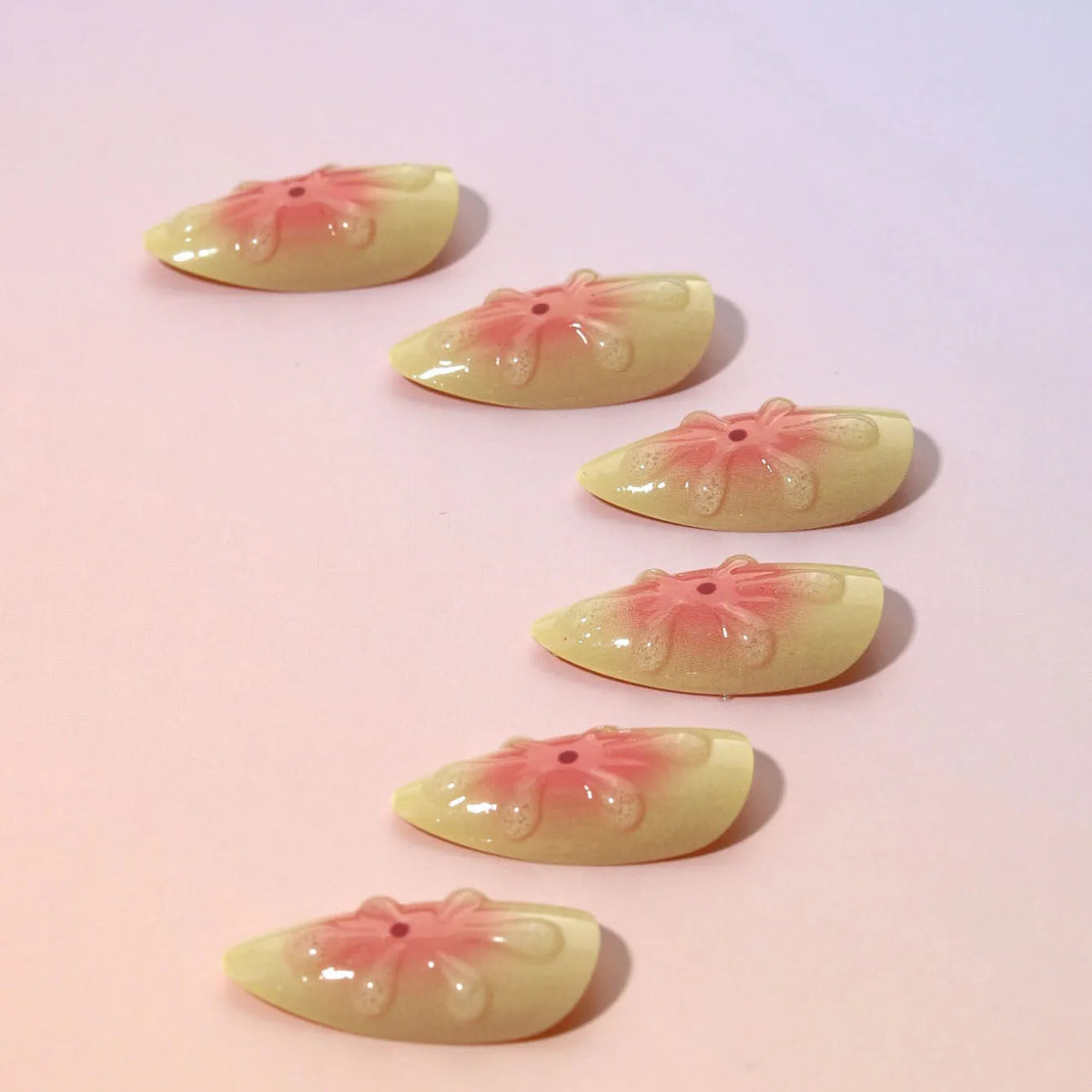 TY-318 fake nails set with 3D cartoon flower designs on plastic wearable armour pieces