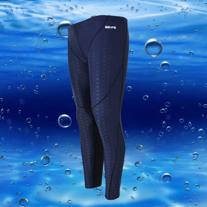 Men's nylon cropped swimming trunks with mesh lining in various colour combinations