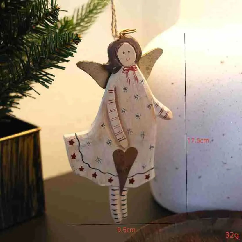 Hand-carved wooden door plate pendant with painted decoration in American country style