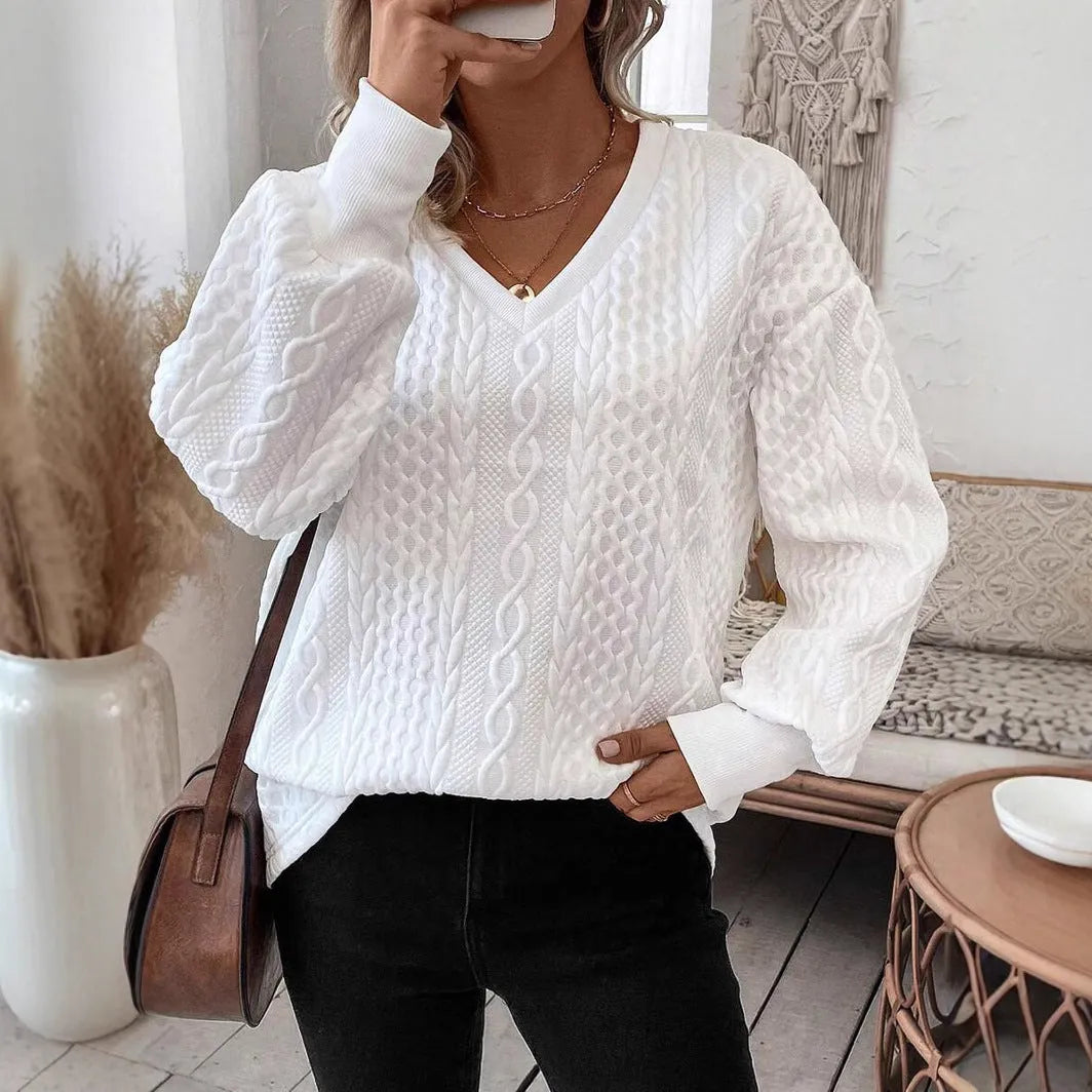 Milky white loose fit casual t-shirt with 3D patterns and long sleeves