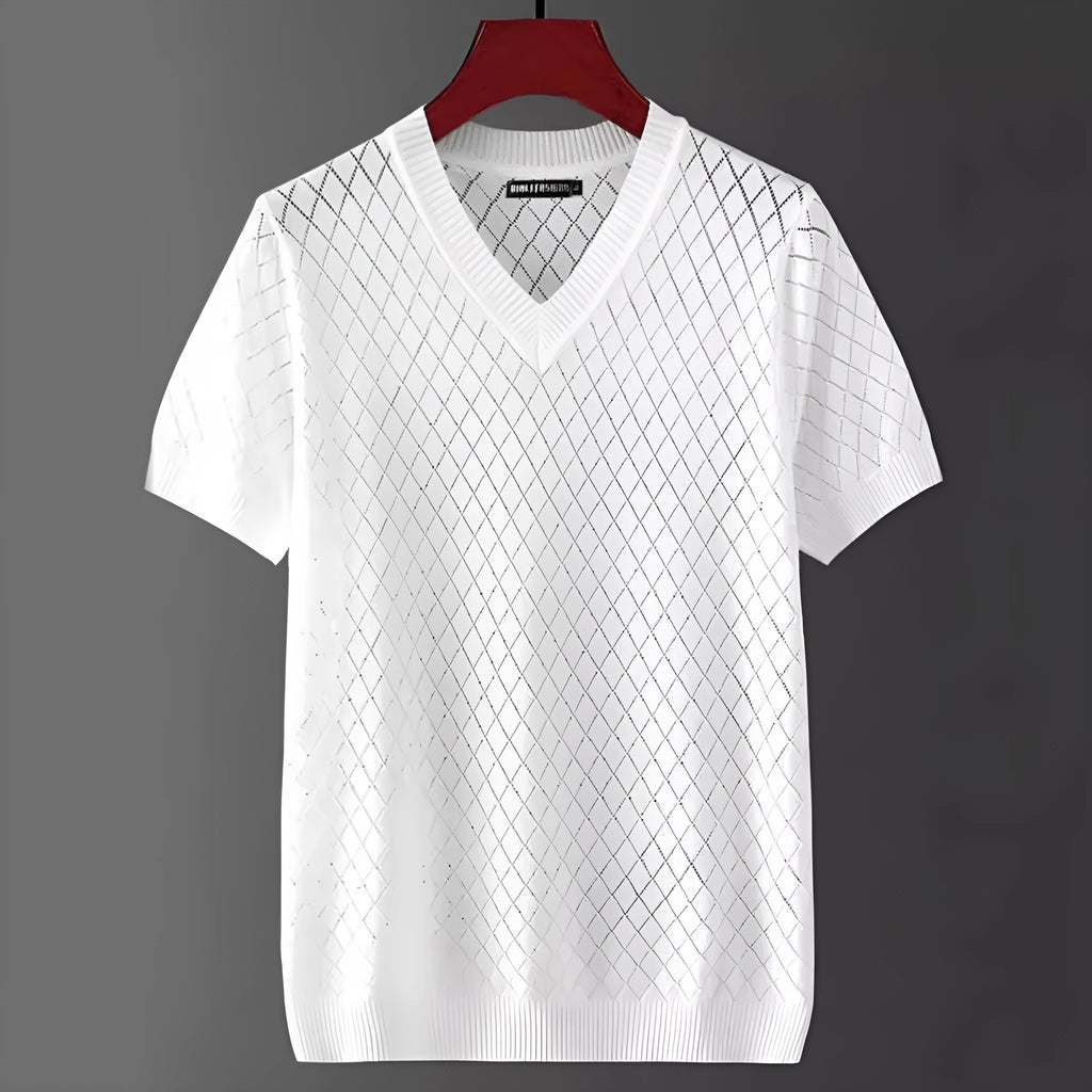 Men's Korean style ice silk T-shirt in black and white colours with V-neck and round neck options