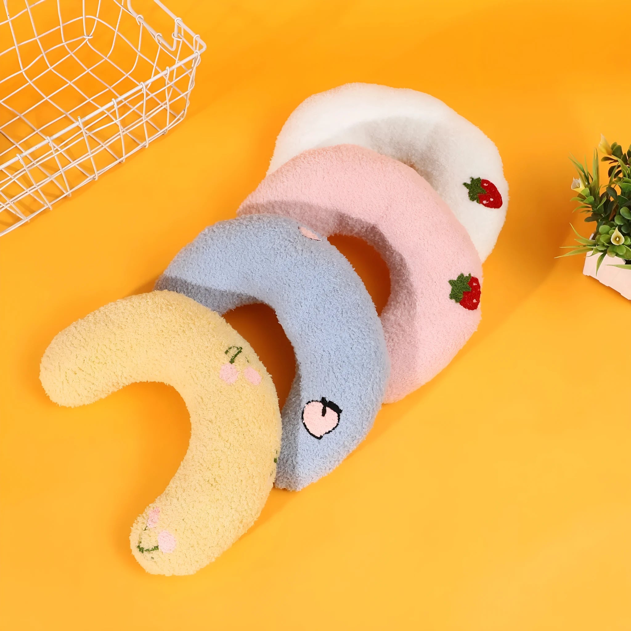 Cartoon pattern U-shaped half moon pet pillow in blue, pink, white or yellow colours