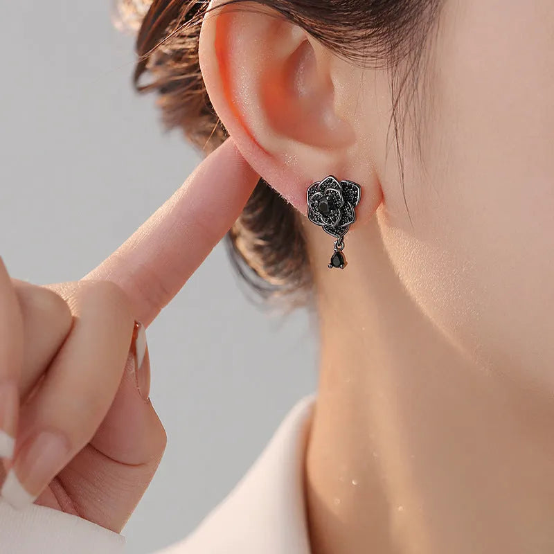 Black rose flower-shaped stud earrings with zircon decorative accents for women