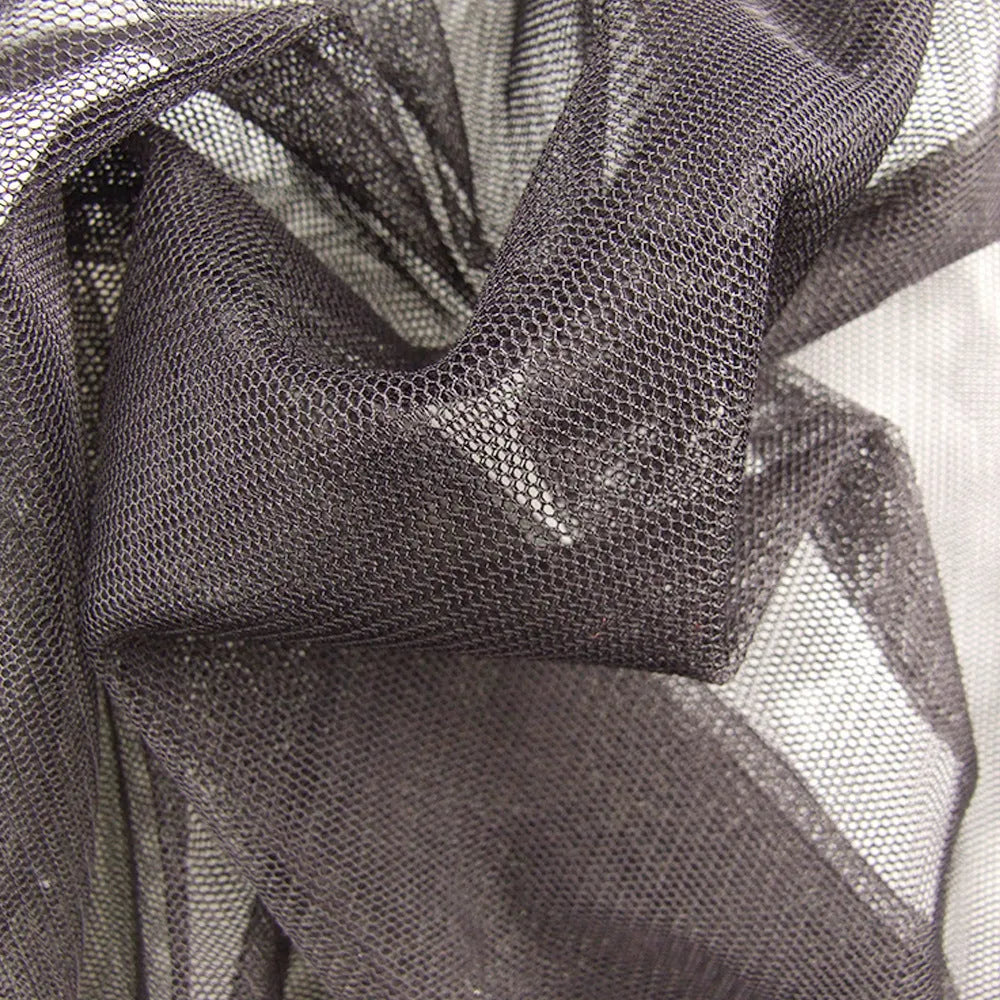 Mesh anti-mosquito suit with hood, pants and booties for summer outdoor activities