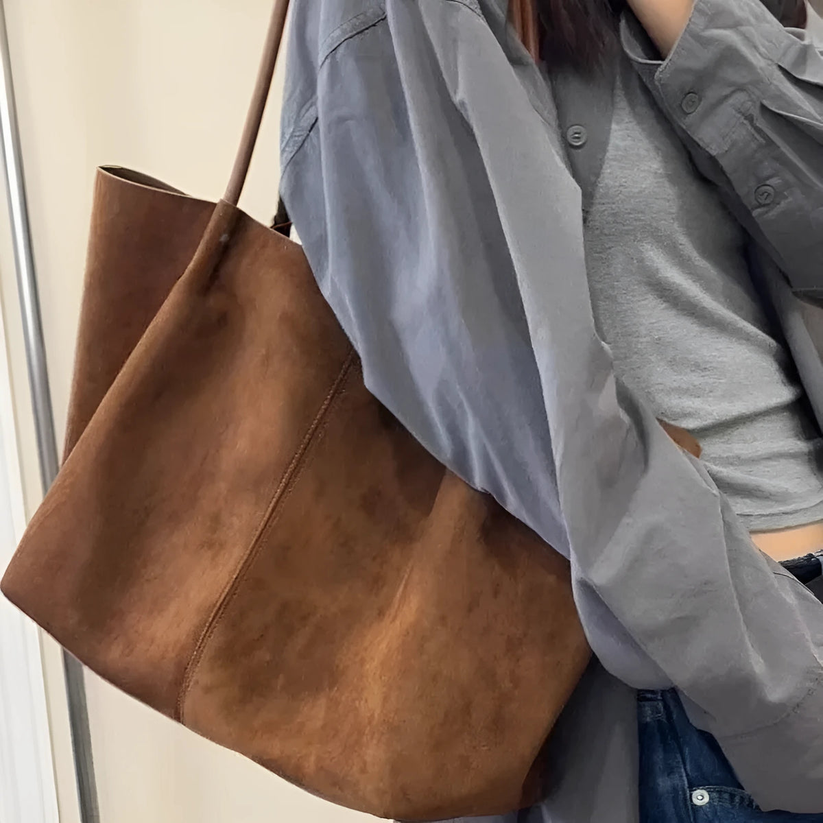 Coffee colour commuter retro large capacity PU tote bag with double shoulder straps and sewing line detail