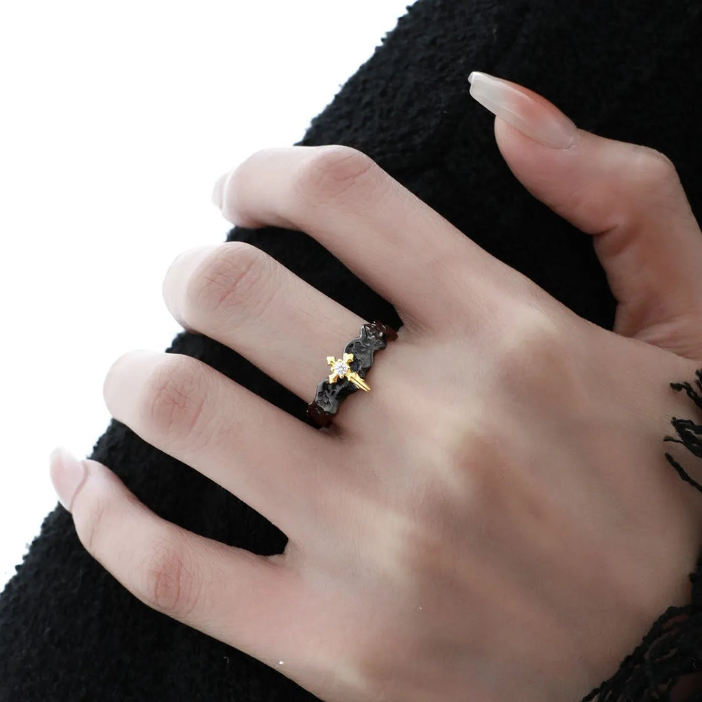 Princess knight couple rings with adjustable opening in electroplated white gold and black gold colours