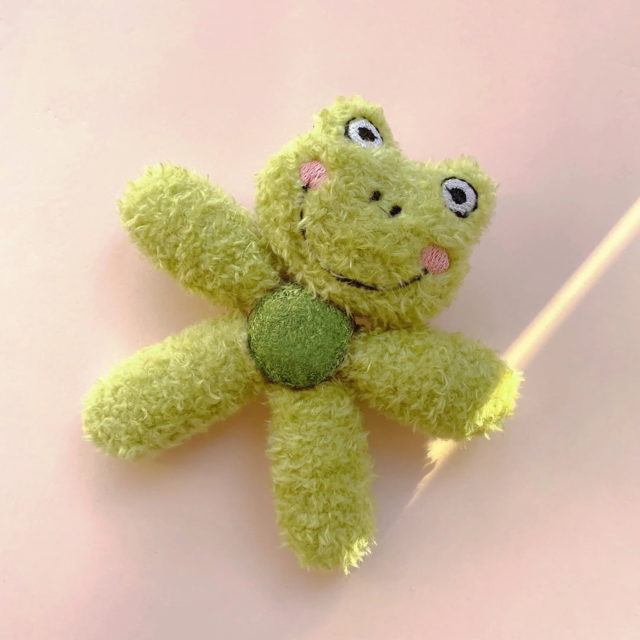 12.5cm catnip ball chewing toy in animal designs for feline dental play