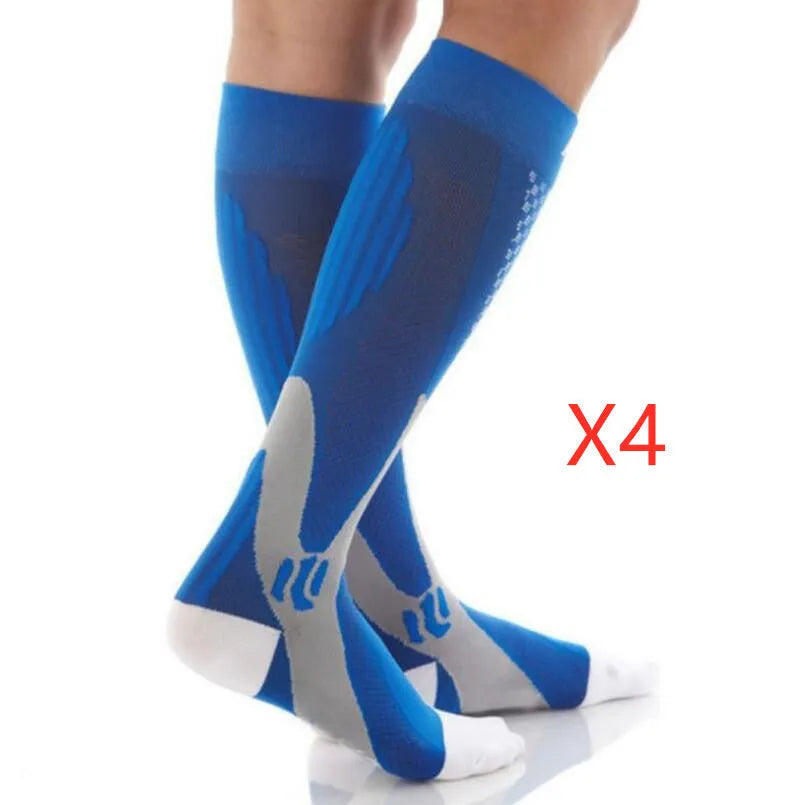 Graduated compression socks for men and women in athletic fit with precise sizing measurements