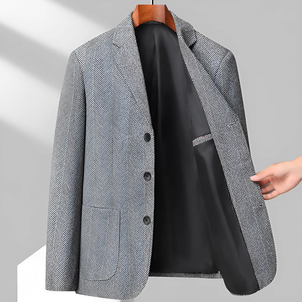 Men's loose-fit solid-colour casual coat in black, shown on a hanger.