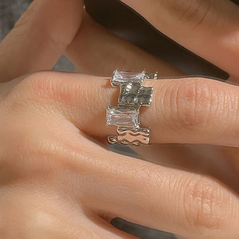 Cross design open geometric silver ring with retro styling and three-dimensional decoration