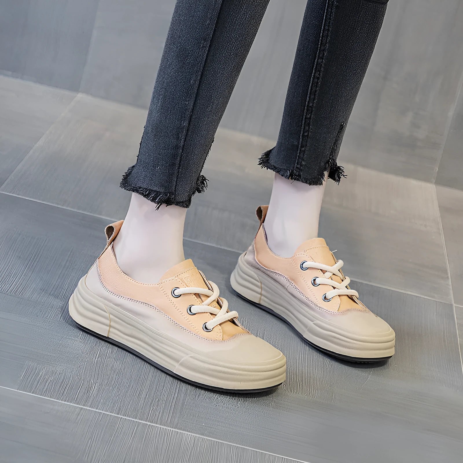 Women's round toe leather casual platform sneakers in matcha green, front lace-up design