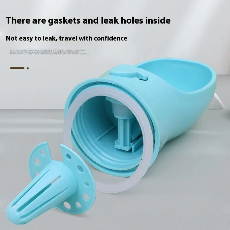 Blue portable dog drinking cup with split water grain design showing 550ml capacity markings