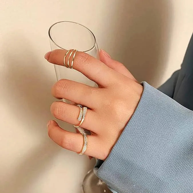 Geometric gold plated toe ring with rhinestone or water drop decoration on alloy base