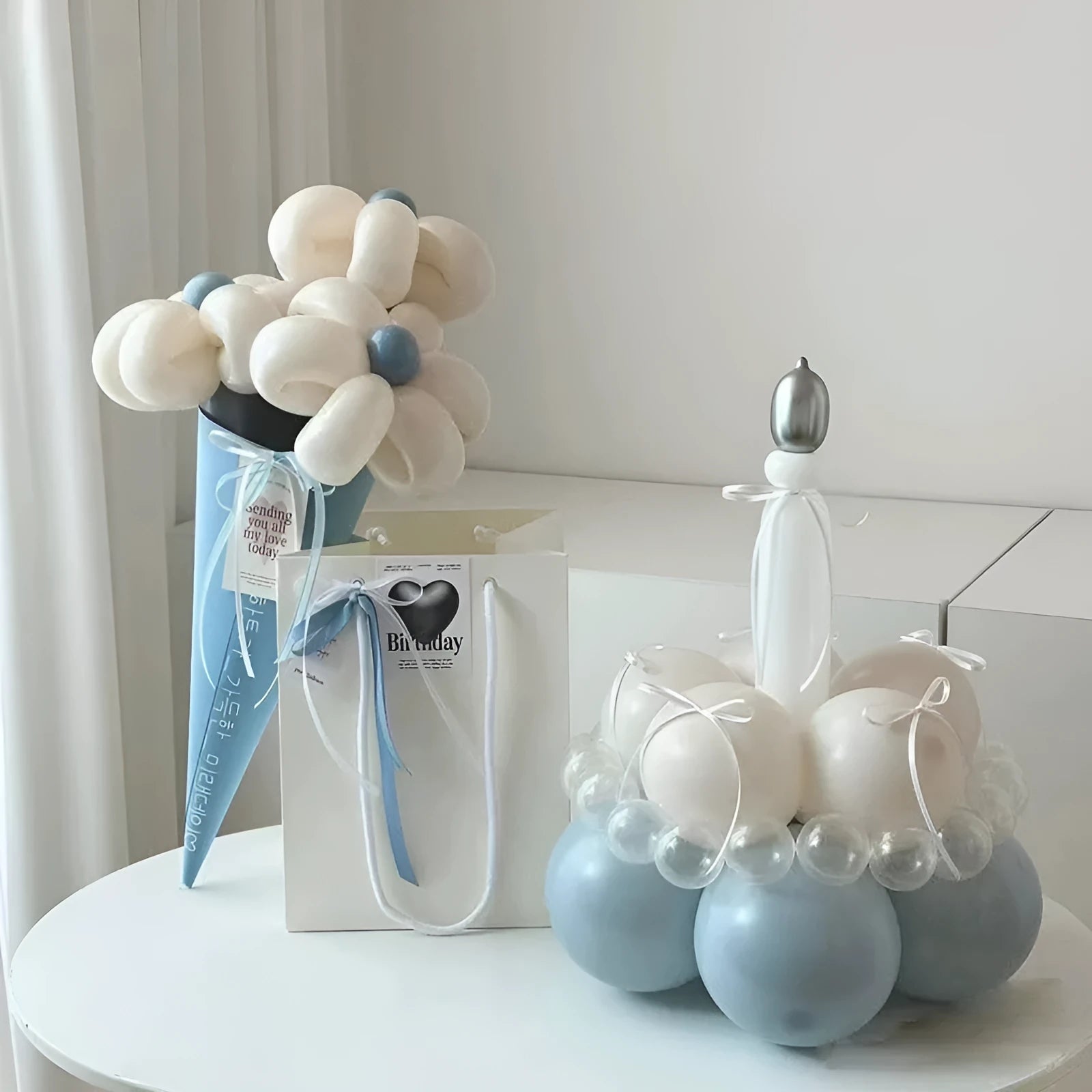 Balloon bouquet DIY kit for cake decoration with round latex balloons in complete material package