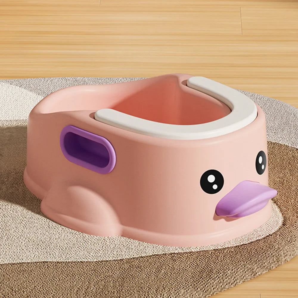 Blue PVC duck-shaped foldable bathtub for washing dogs and cats on a flat surface