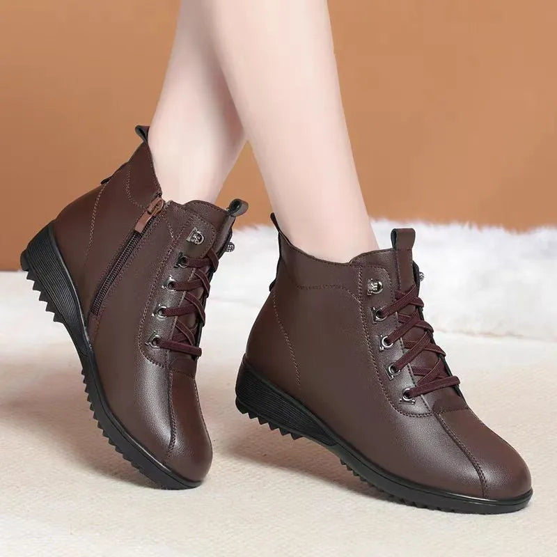 Women's black artificial PU casual shoes with side zipper and low top mid heel design