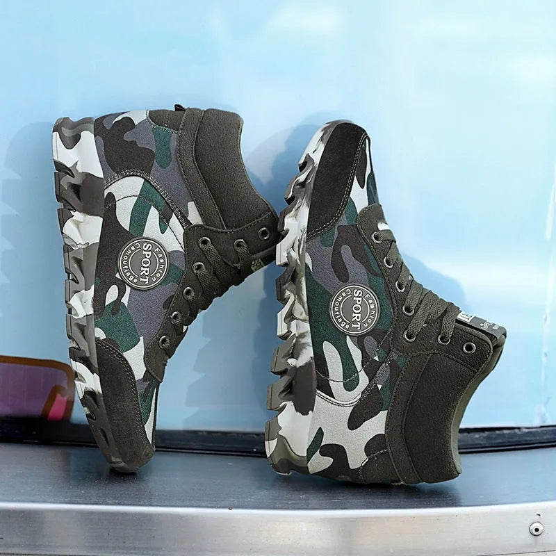 Women's green camouflage pattern canvas sneakers with rubber sole