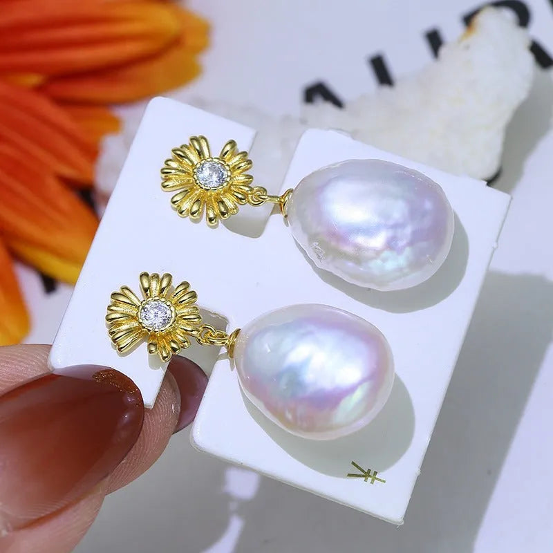 Baroque flower design sterling silver earring holder with matching earrings