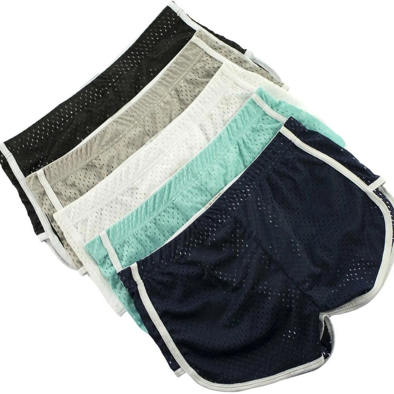 Men's black three-point boxer briefs made from cotton and nylon fabric.