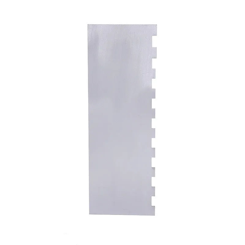 Stainless steel cream scraper with polygon pattern edge for cake decorating