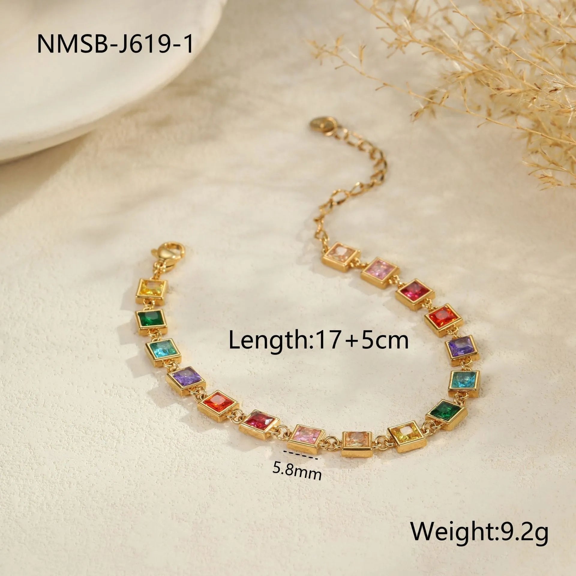 Women's stainless steel bracelet in gold or steel colour with geometric heart, square or circular designs
