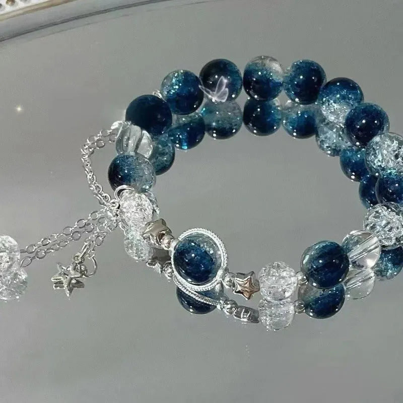 Chinese style glass bamboo leaf bracelet for women with manual craft details.
