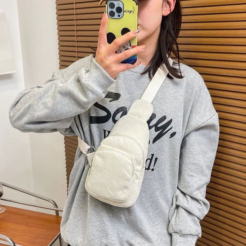 Flannel cross-body shoulder chest bag in green, brown, black or beige with phone pocket and three-dimensional outer pocket.