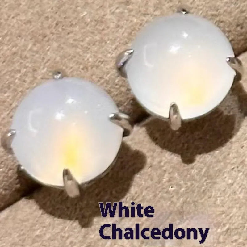Chinese style retro geometric chalcedony stud earrings with four-claw copper settings in three colour options