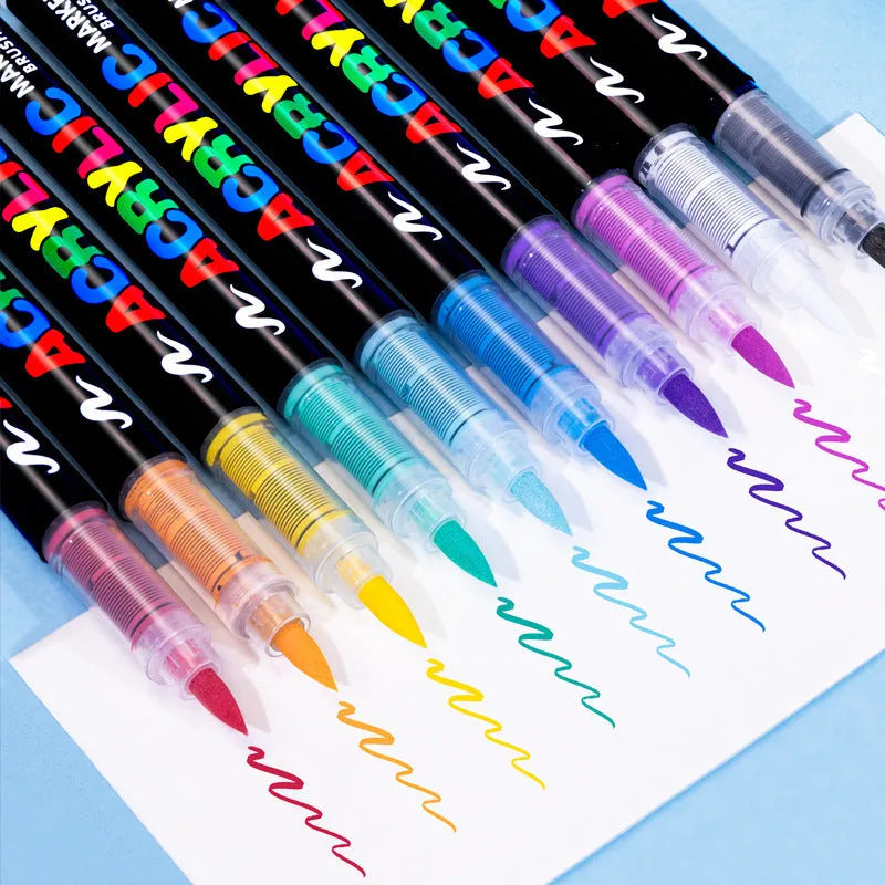 Set of straight liquid acrylic marker pens with soft head tips in multiple colours for art and graffiti