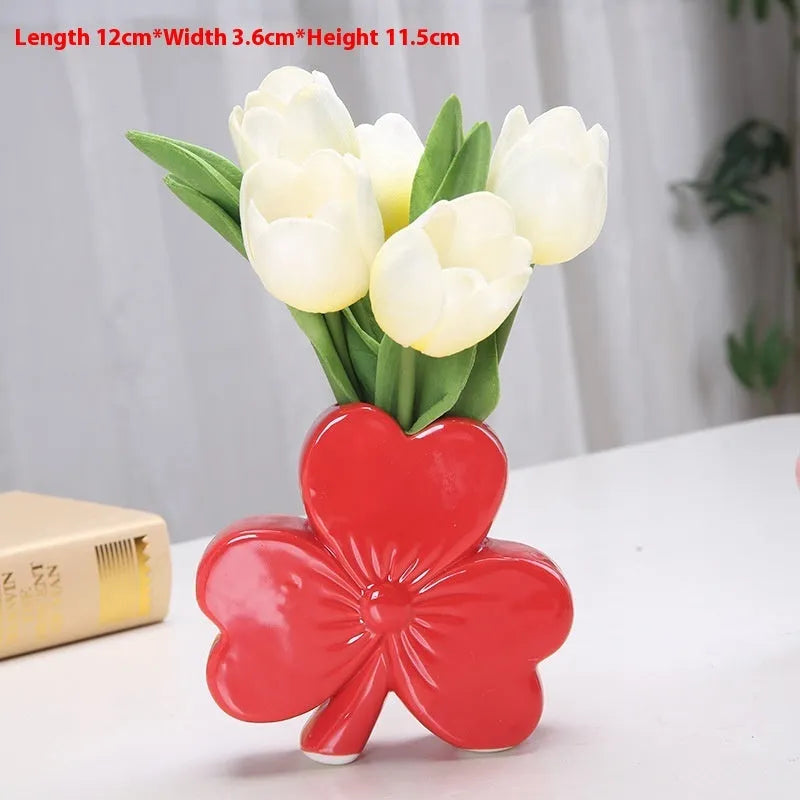 European-style white porcelain ceramic vase in pink, red, light green or white colours