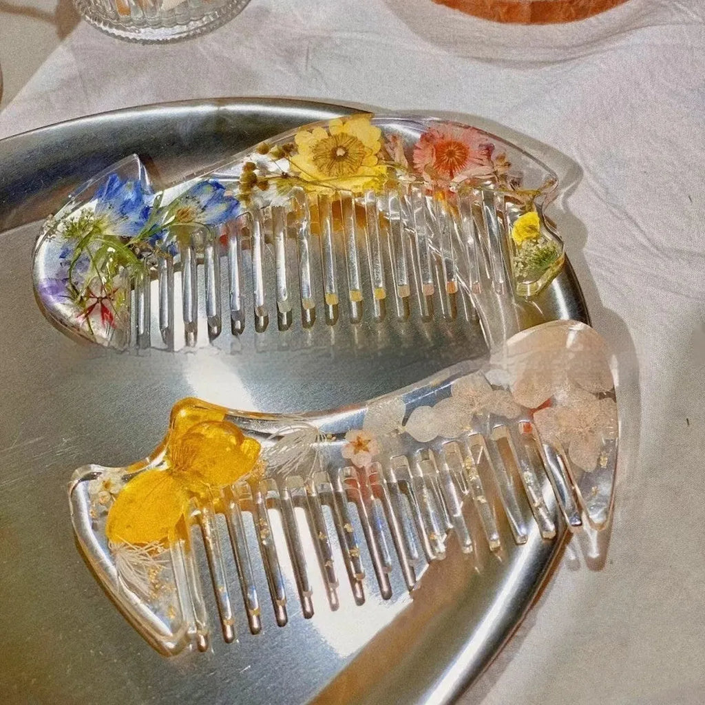 Crystal glue mirror glossy comb made of resin under 10cm with shiny finish, available in multiple colours