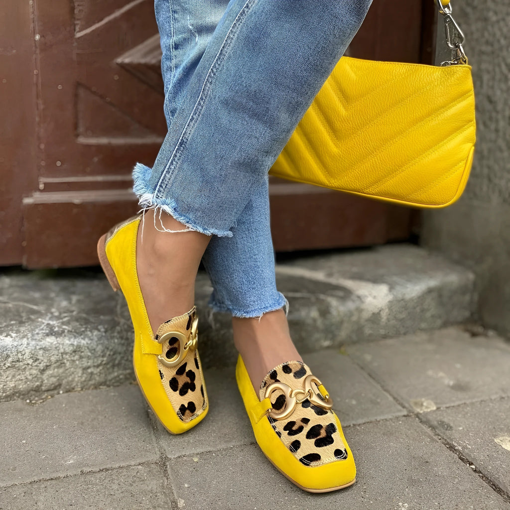 Low heel suede casual women's shoes in yellow with round toe and flat heel