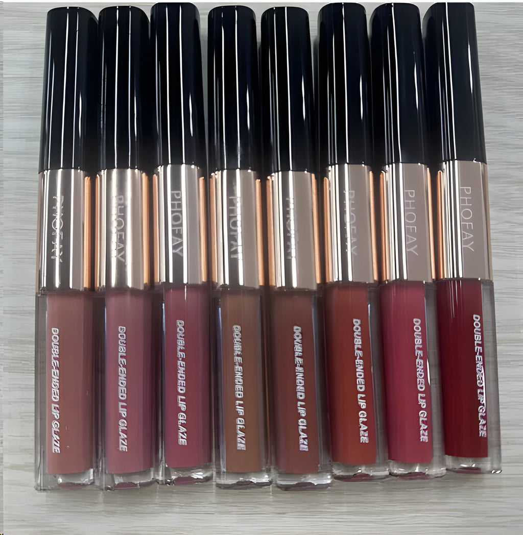 C-L021 double-head lip gloss stick showing gloss and matte ends with non-stick cup applicator.