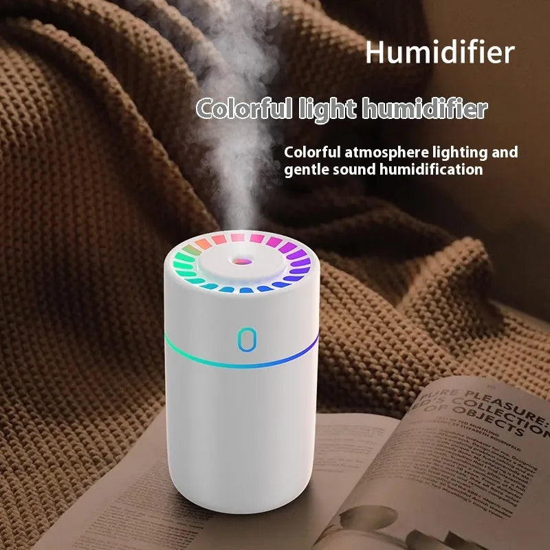 Magic Light Heavy Fog USB humidifier in white with round plastic body and single fog outlet