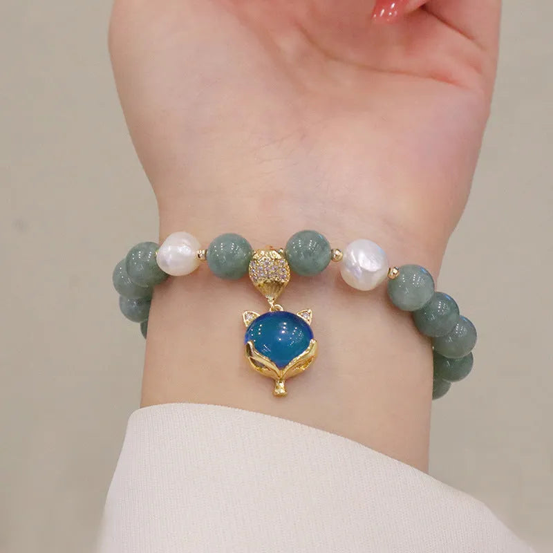 Women's Burma jade warm fox pendant bracelet with freshwater pearl accessories