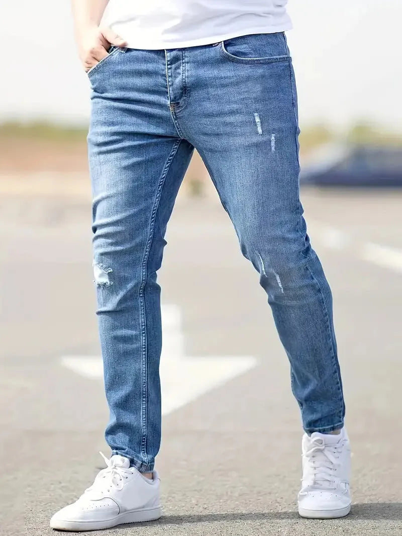 American-style slim-fit stretch denim jeans for men – mid waist, non-iron, available in black