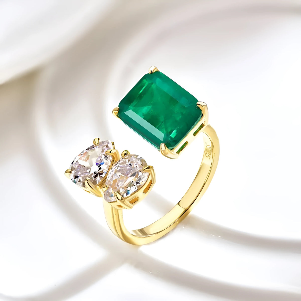 S925 sterling silver ring with high carbon rhinestone emerald in geometric adjustable design for women