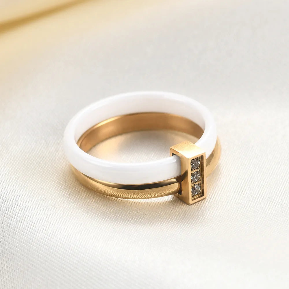 Ceramic women's ring with glossy stitching and zirconium inlay in 6mm thickness