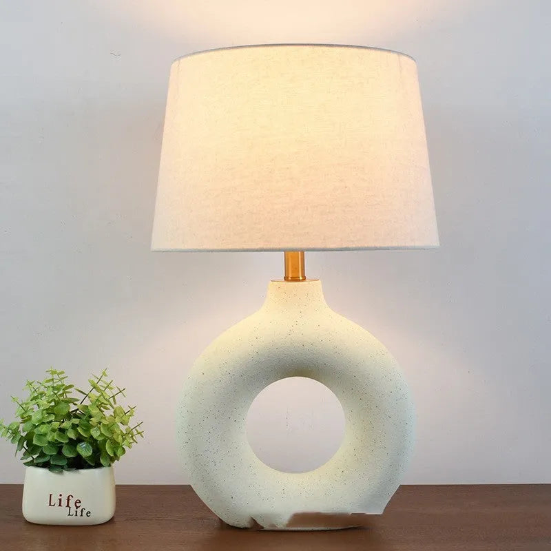 Feng Pottery ceramic table lamp with Japanese style design and button switch