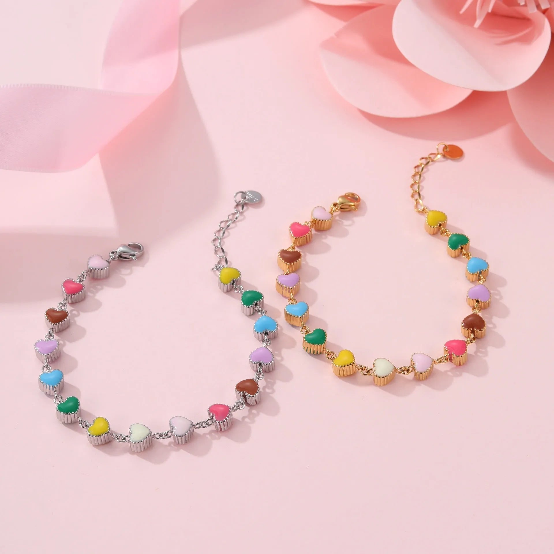 Women's love heart-shaped 18K stainless steel bracelet with gold or steel electroplated finish