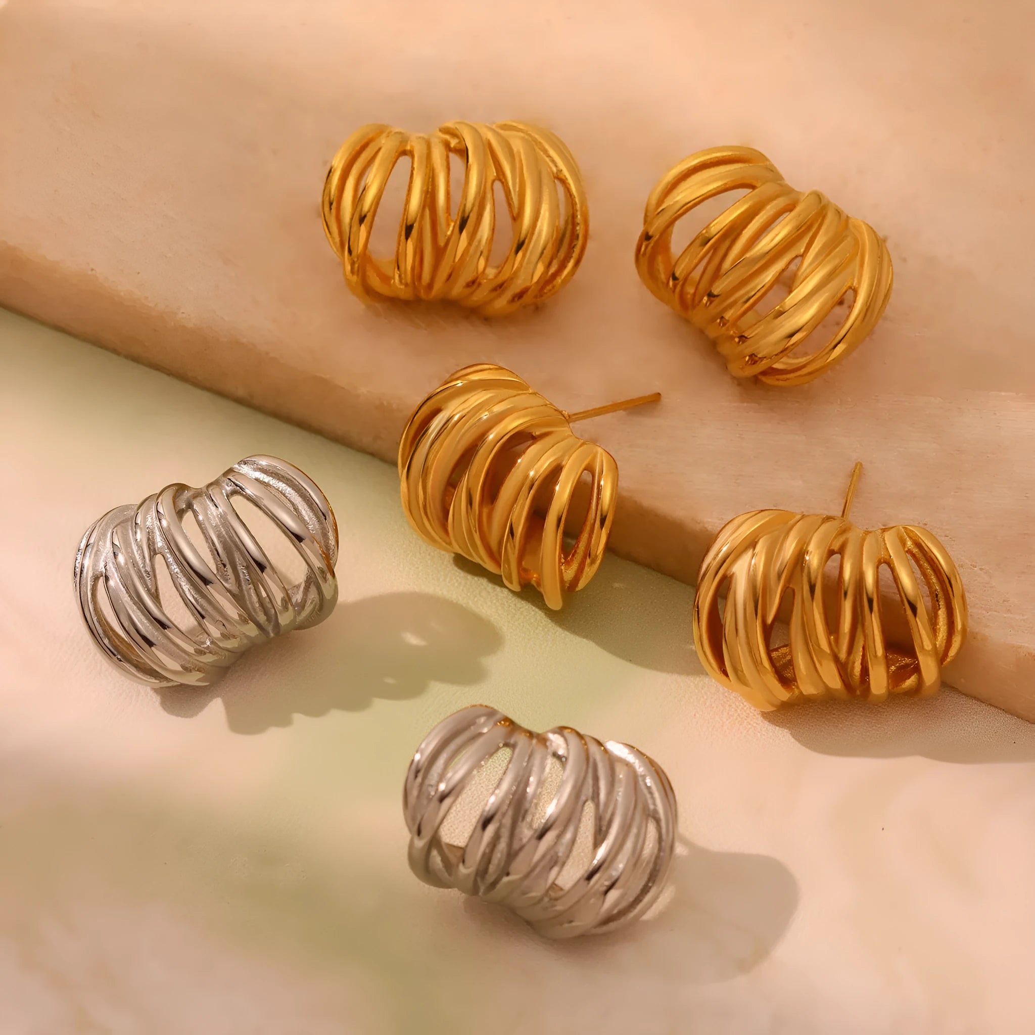Heavy Industry Casting C-type ear studs multi-layer lines stainless steel geometric pumpkin shape electroplated gold finish