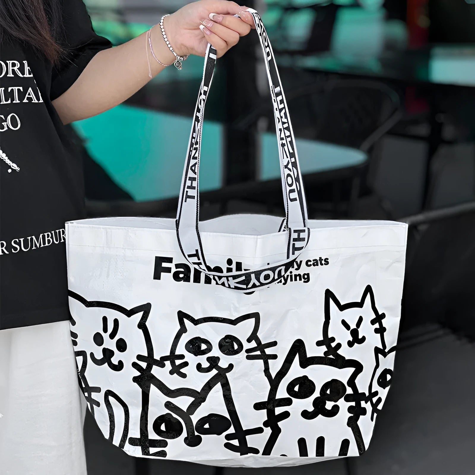 Waterproof PP woven handbag with snakeskin pattern colour printing