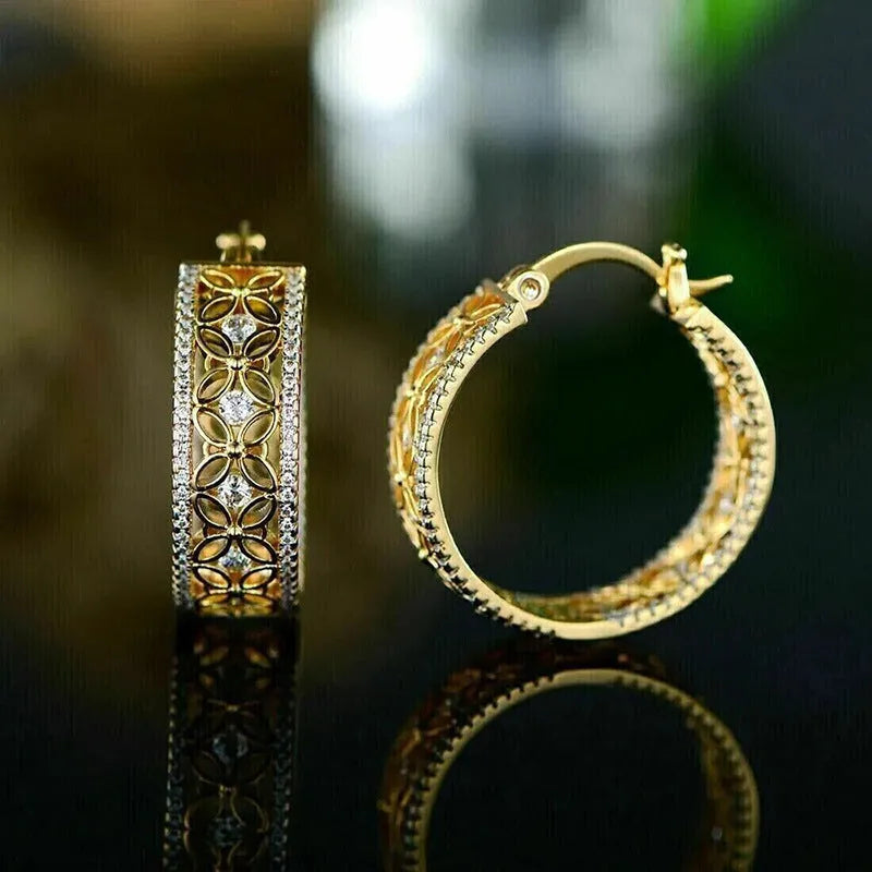 Copper geometric ear clips with horse eye flower butterfly design in E4221 yellow gold colour