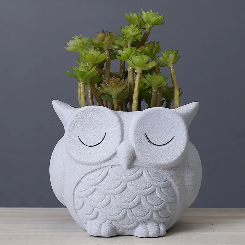 Handmade frosted ceramic owl design flower pot for small succulents in light pink colour